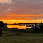 Bastukleven, I Hamnsundets Skärgårds Idyll * Saltvik