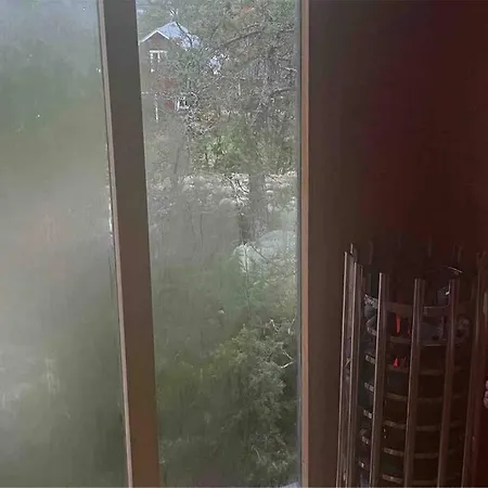 Casa vacanze Bastukleven, I Hamnsundets Skaergards Idyll *