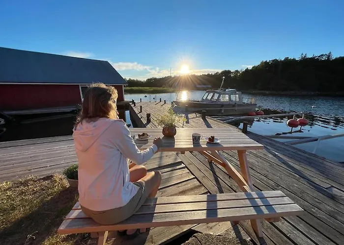 Ferienhaus Bastukleven, I Hamnsundets Skaergards Idyll